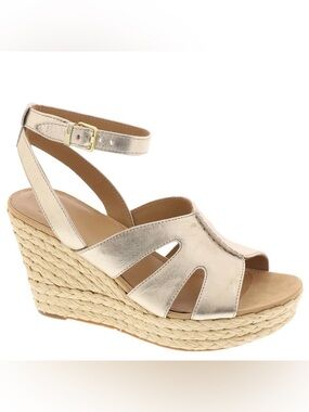 NEW! UGG Careena Metallic Gold Platform Espadrille Wedge Sandals. 10.